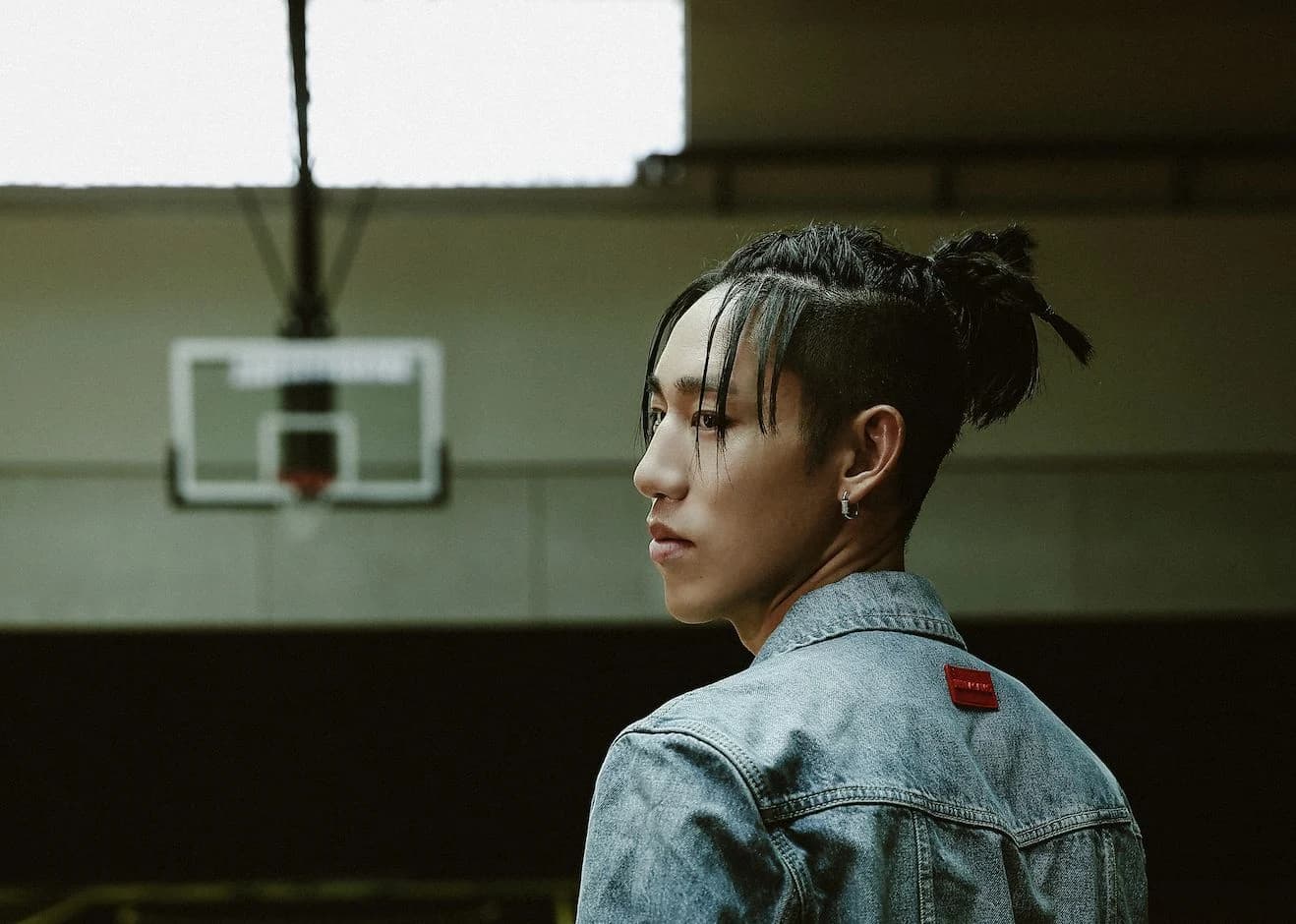 Joe Lin on the basketball court